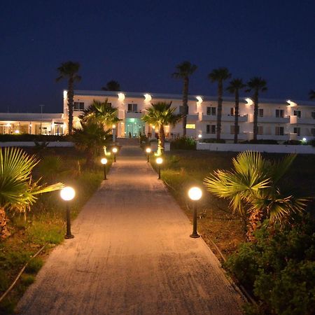 Costa Angela Seaside Resort 外观 照片