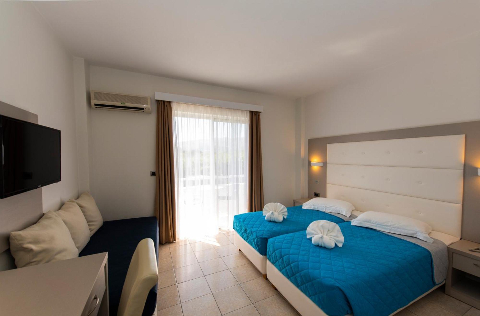 Costa Angela Seaside Resort 外观 照片