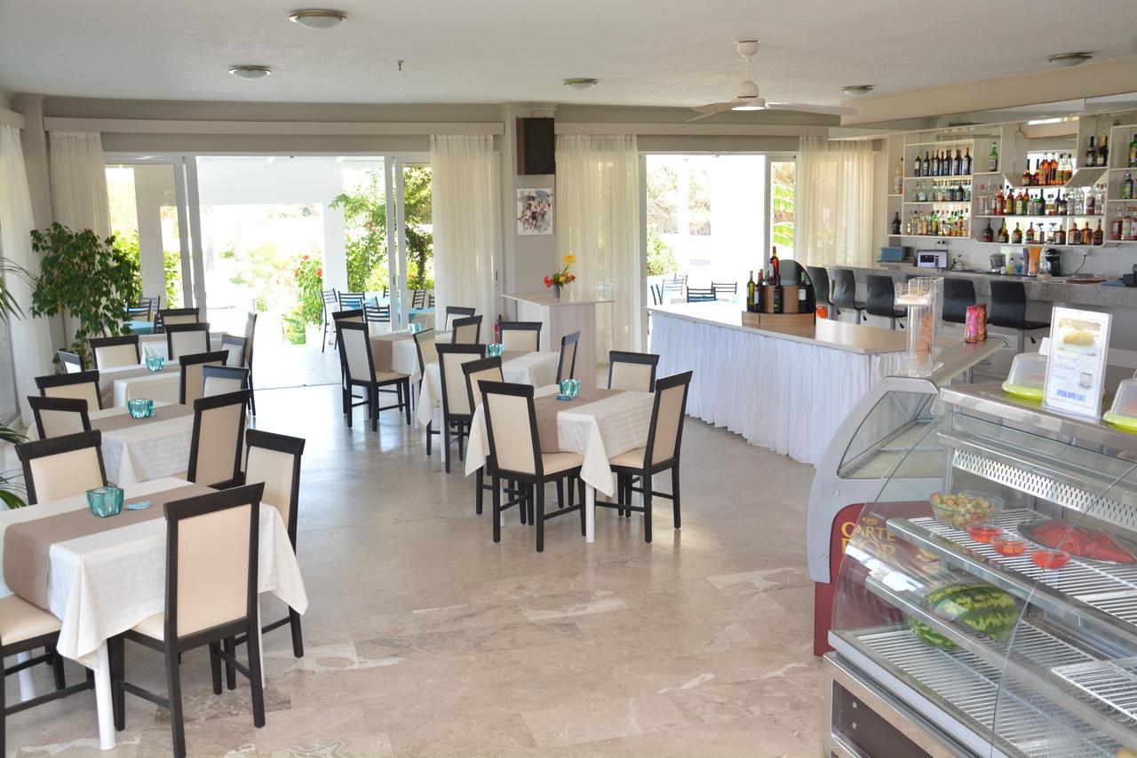 Costa Angela Seaside Resort 外观 照片