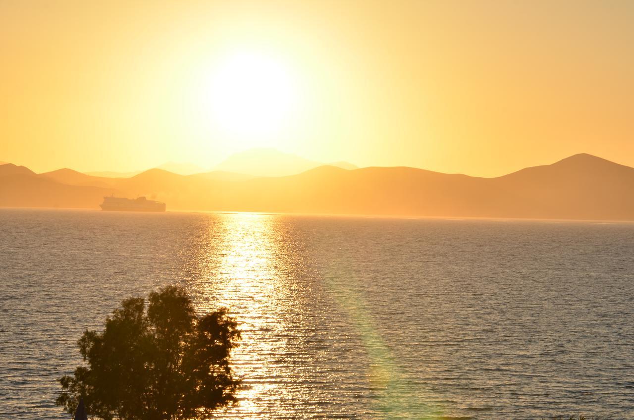 Costa Angela Seaside Resort 外观 照片