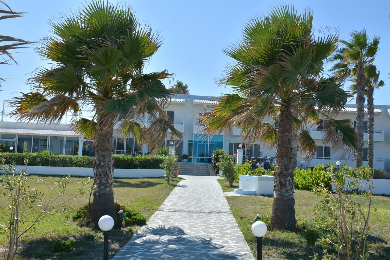 Costa Angela Seaside Resort 外观 照片