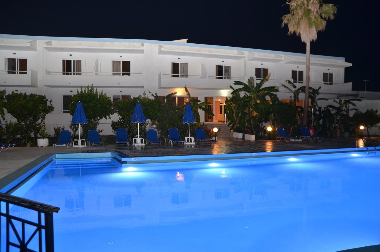 Costa Angela Seaside Resort 外观 照片